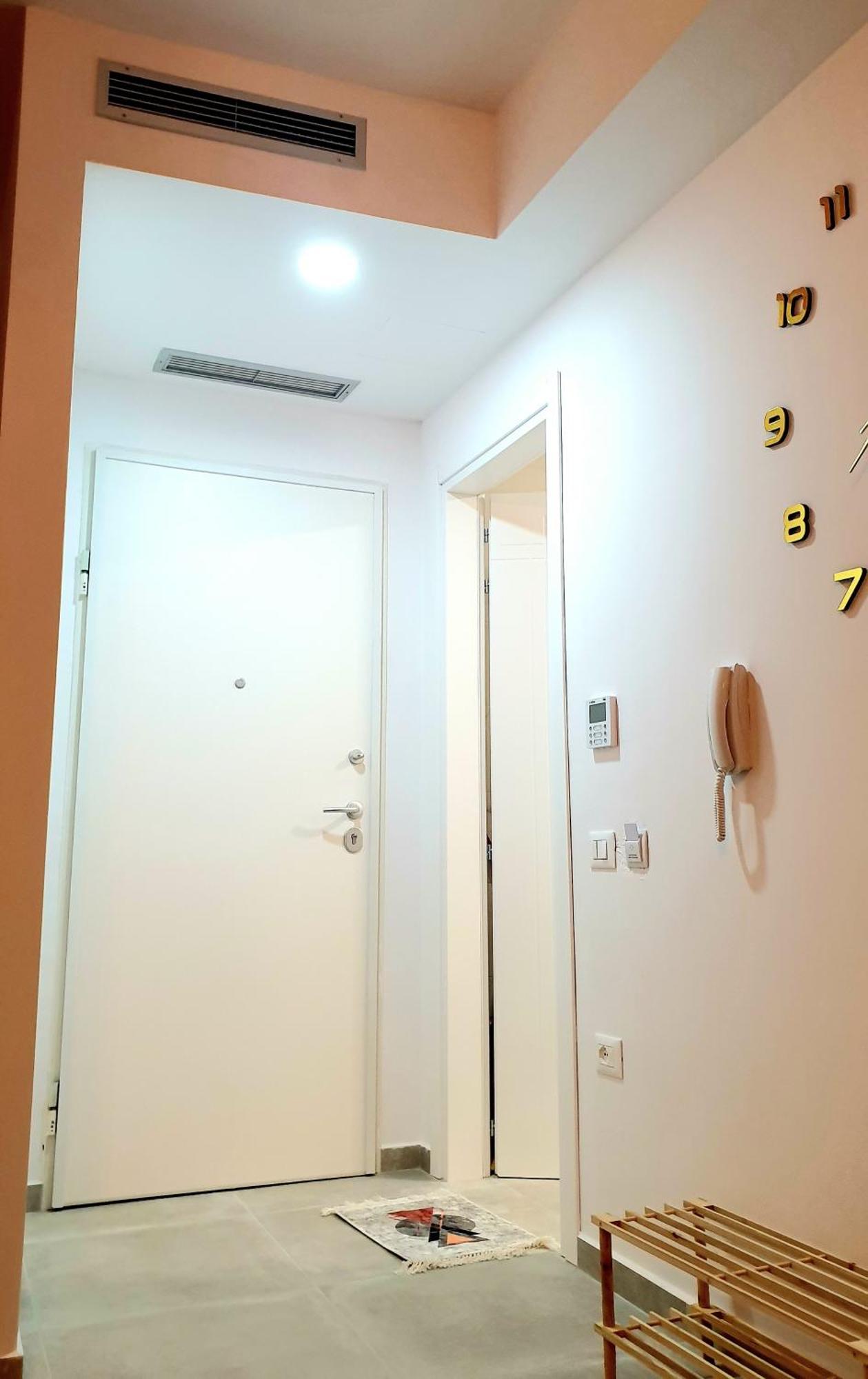 2F Saranda Apartment Bagian luar foto