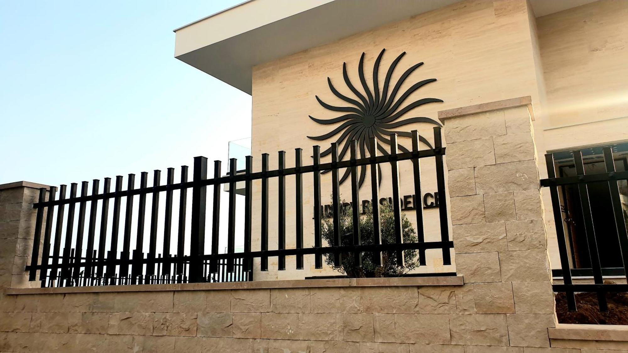 2F Saranda Apartment Bagian luar foto